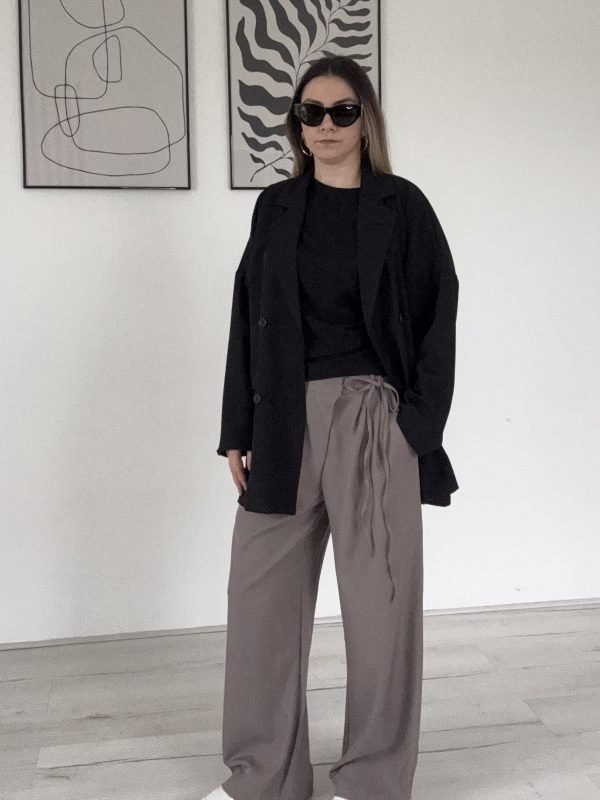 Pantalon ceinture asymétrique