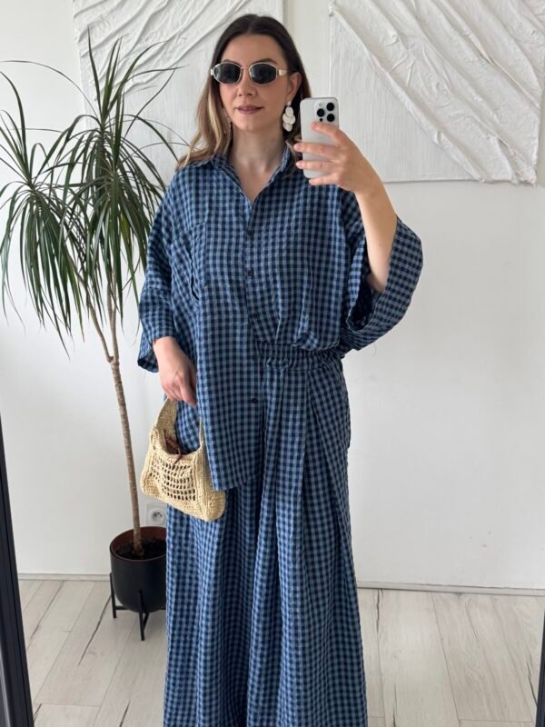 Ensemble à carreaux bleu